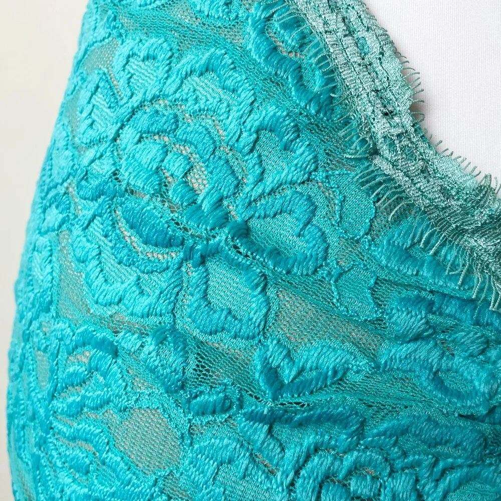 Hot Miami Styles Sexy Teal Lace Dress | Padded Bra Open Back | Size M - Picture 12 of 14